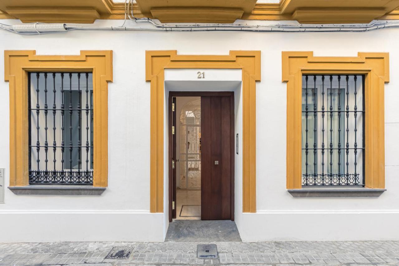 סביליה La Joya De Santa Cruz Calle Virgenes 21 מראה חיצוני תמונה